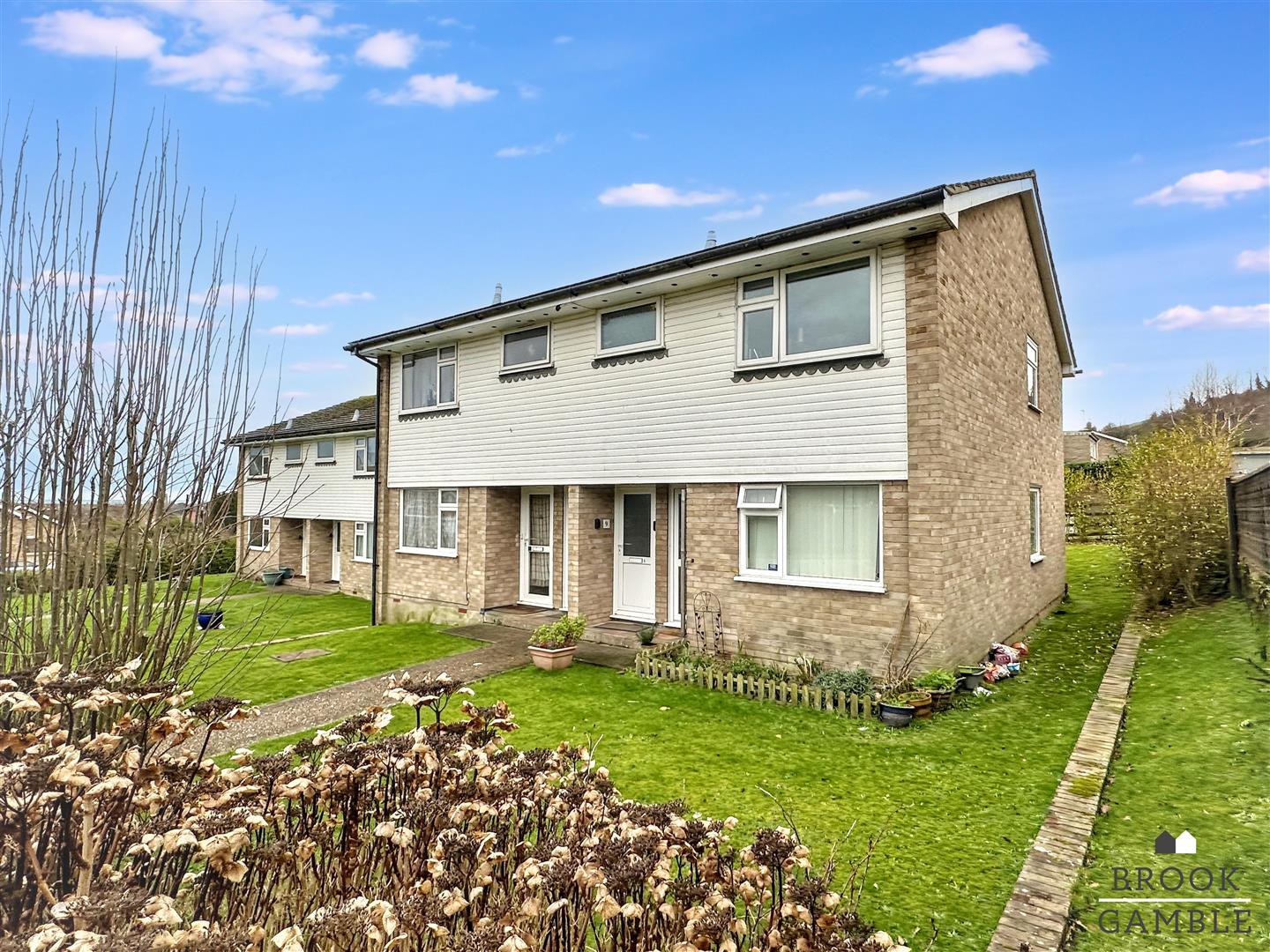 1 Bedroom Flat for Sale: £165,000. Filching Road in Eastbourne, East Sussex